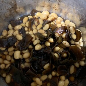 出汁を取った昆布＆大豆の水煮で簡単煮豆！
